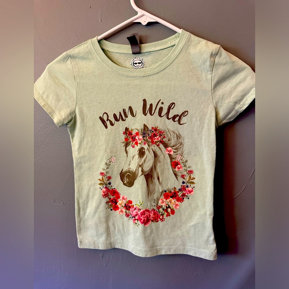 Girls t shirt